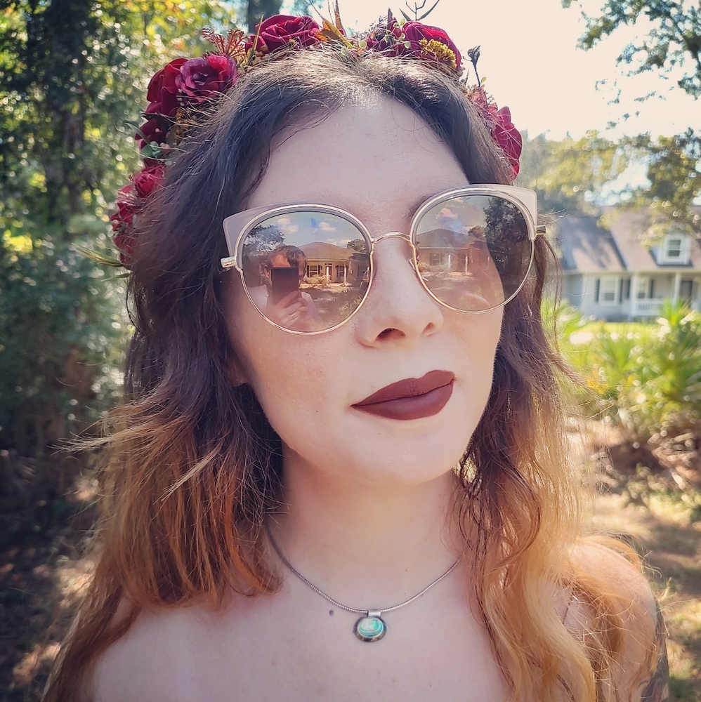 Meet your Posher, Gwendolyn